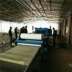 巖棉板復(fù)合設(shè)備廠家報(bào)價(jià) 供應(yīng)產(chǎn)品 大城縣呂固獻(xiàn)軒揚(yáng)防腐材料廠